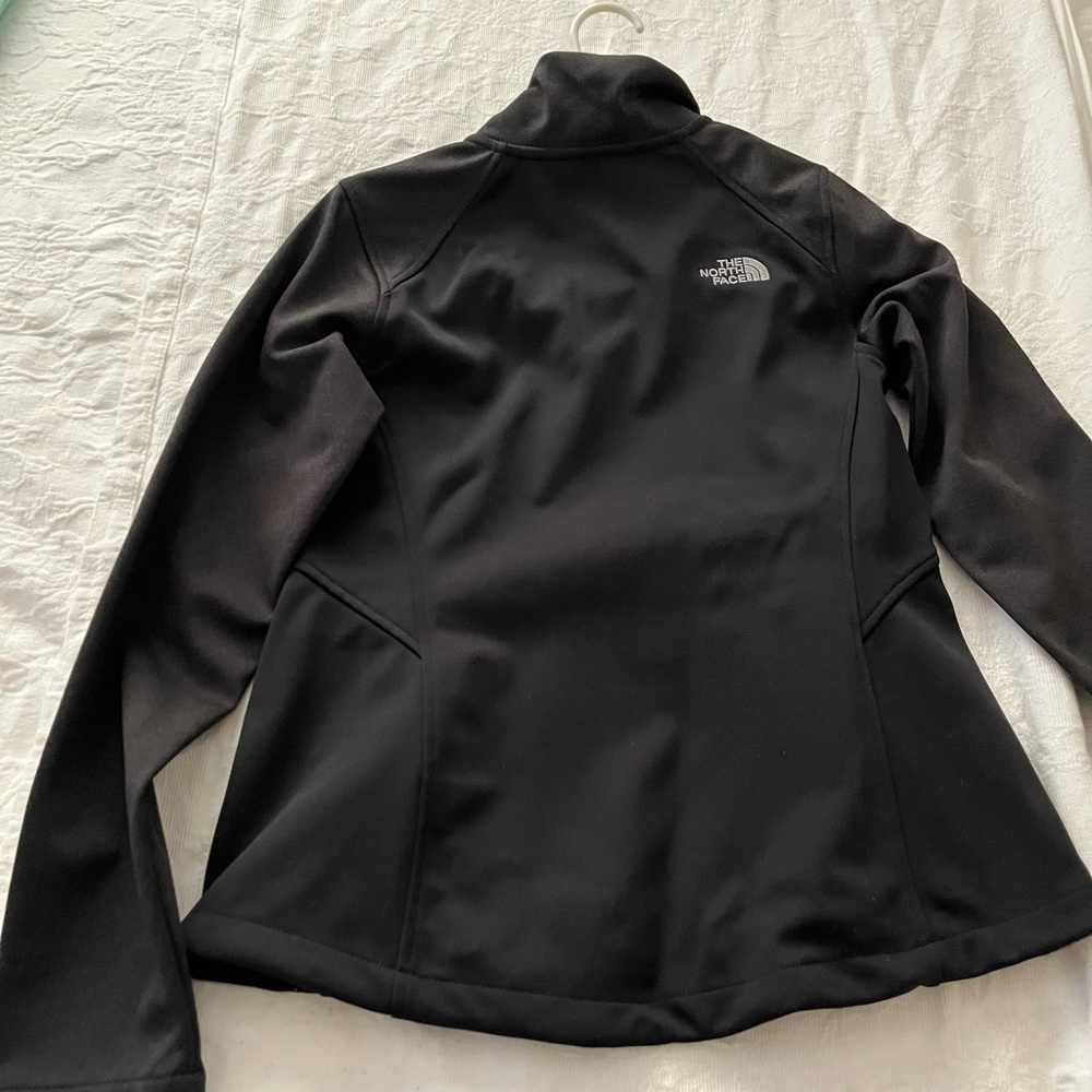 North face jacket - Picture 3 of 3